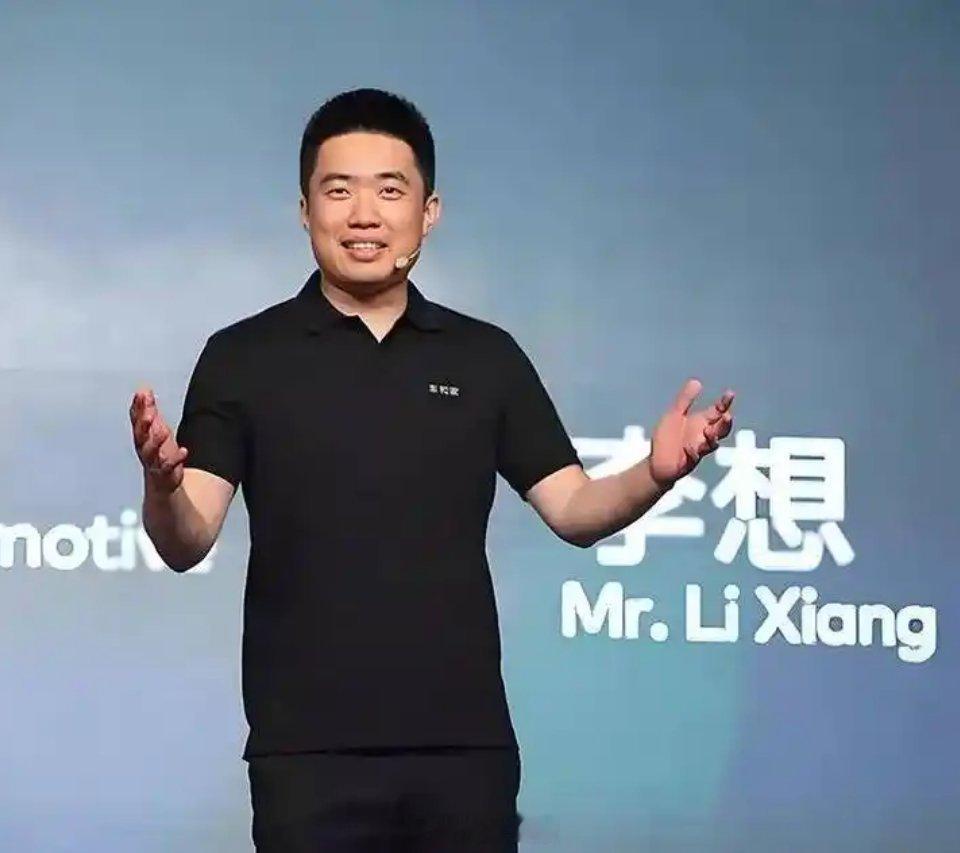 李想不造“速成车”，想做市面上还没有的东西。李想谈速成车 ​​​