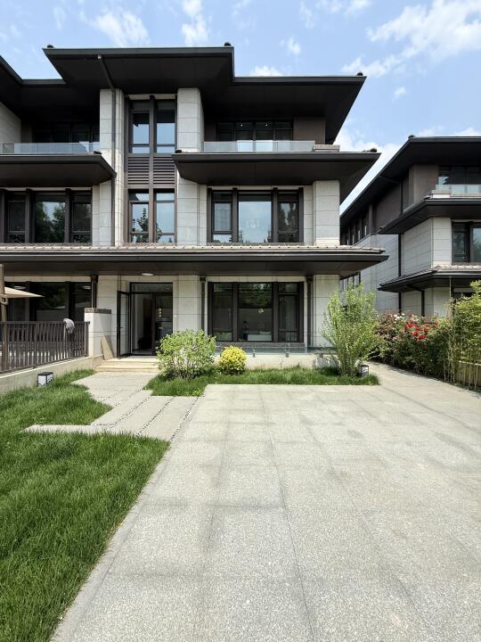 卖掉海淀老破小，550W置换了花园大别墅🏡
