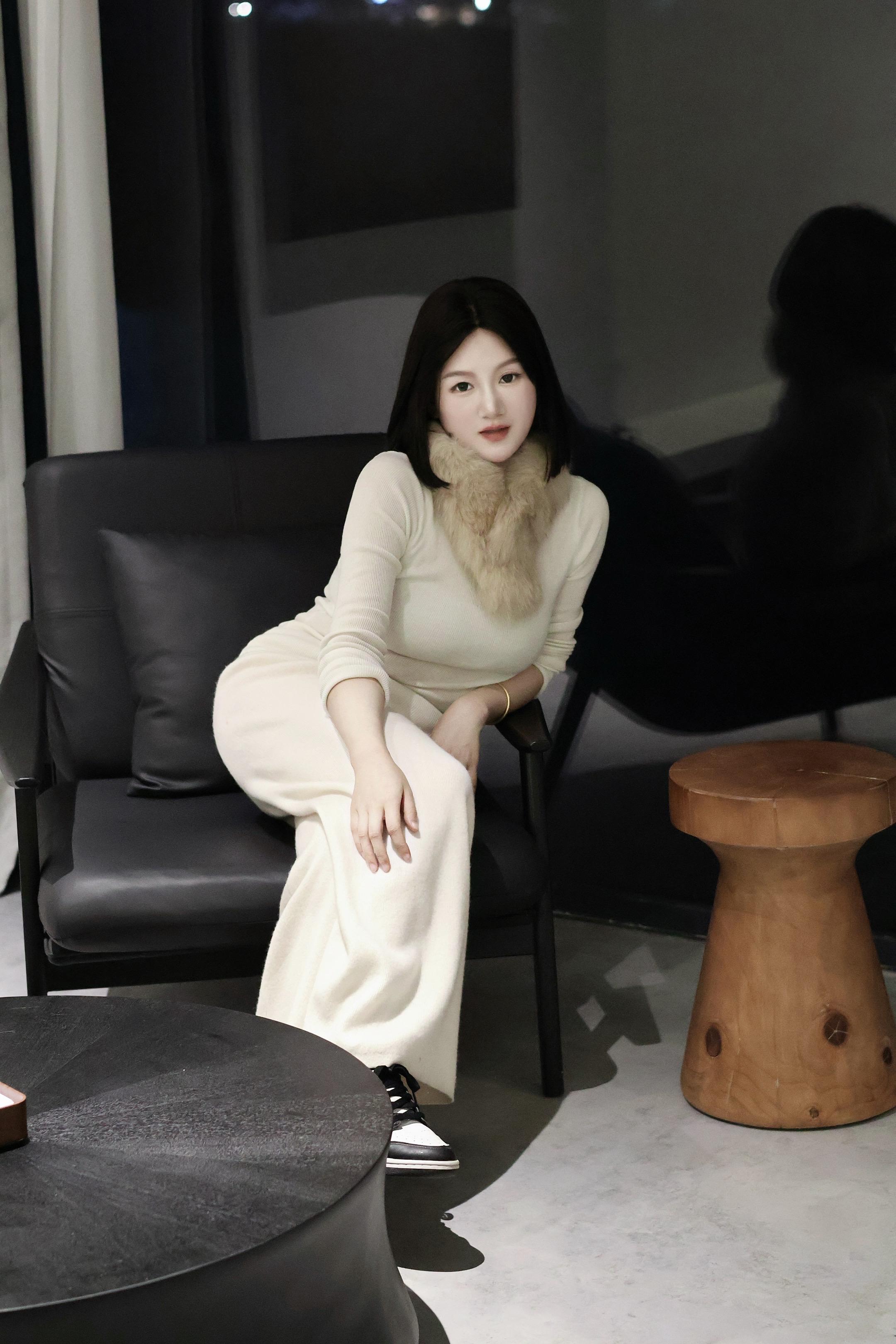 人不需要太多认可，被爱的人认可足矣