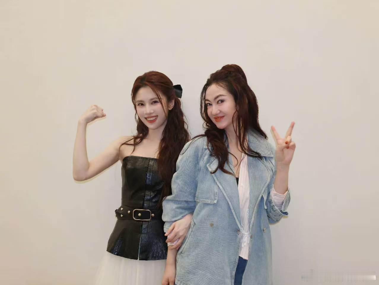 张慧雯说者来女是雌鹰般的女人张慧雯感谢师父者来女 感谢自己的师父在二公的时候真的