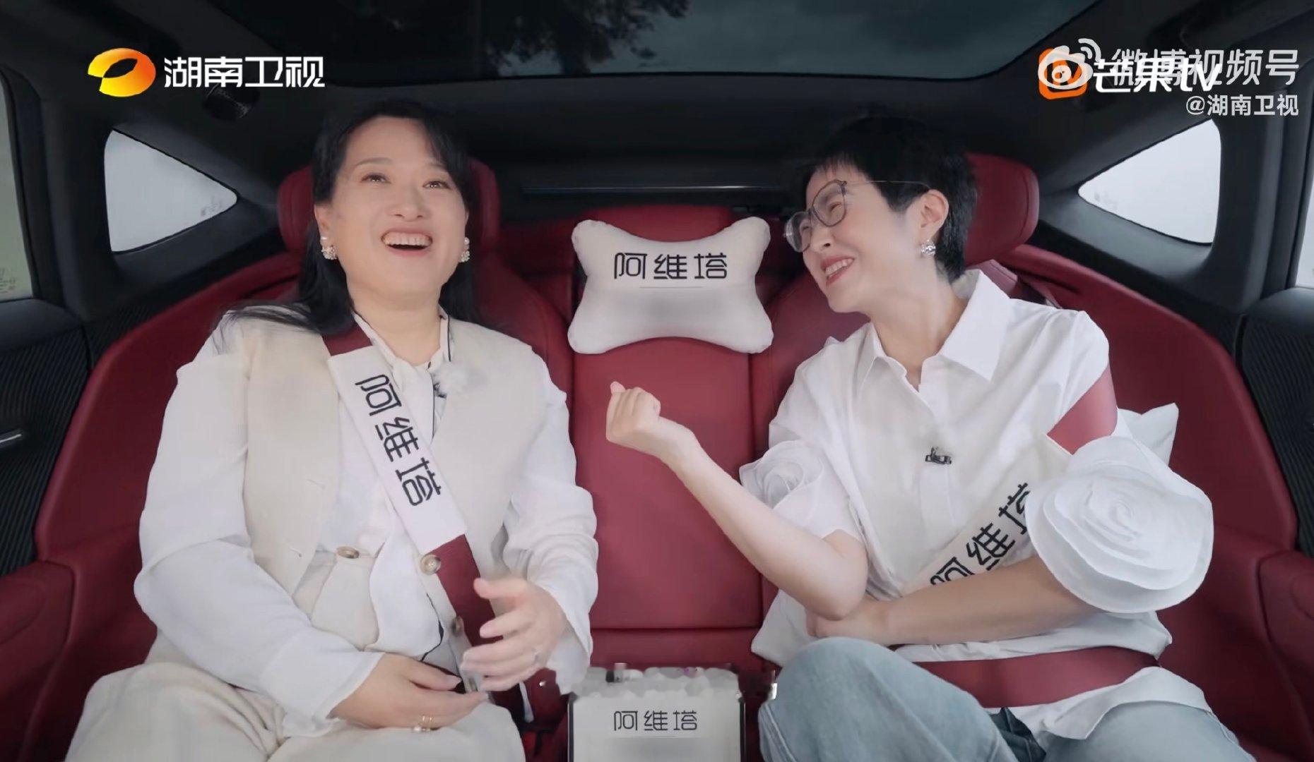 沈奕斐说早晚要吃爱情的苦湖南卫视背后 爱情是必需品？理性回复：未必时刻要，但很难