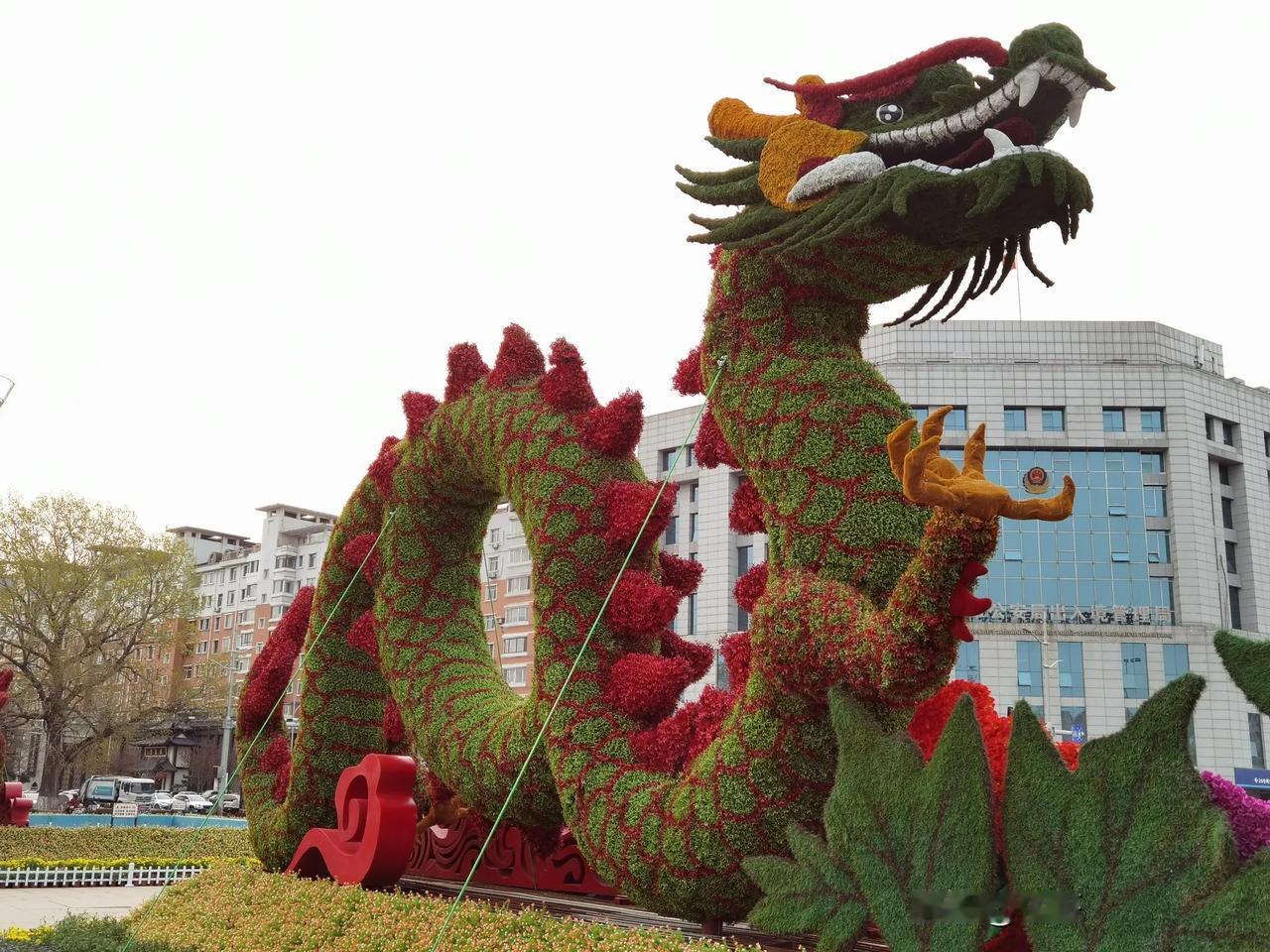 我上高中那年，沈阳太原街邮政门口，就想买这个方联，1.6元，可惜没那么多钱[捂脸