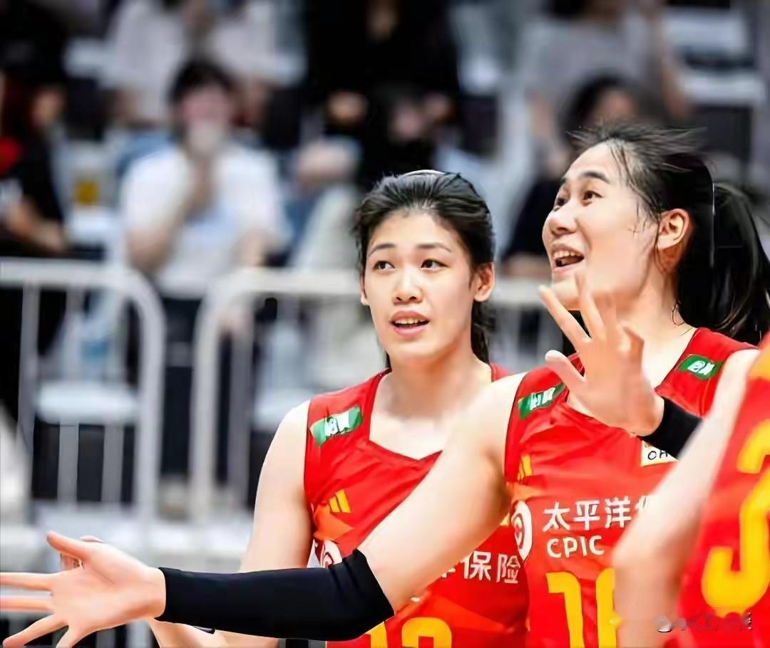 近十年中国女排最为遗憾的球员：
1、王云蕗：作为巴黎周期的主力主攻，李盈莹的对角