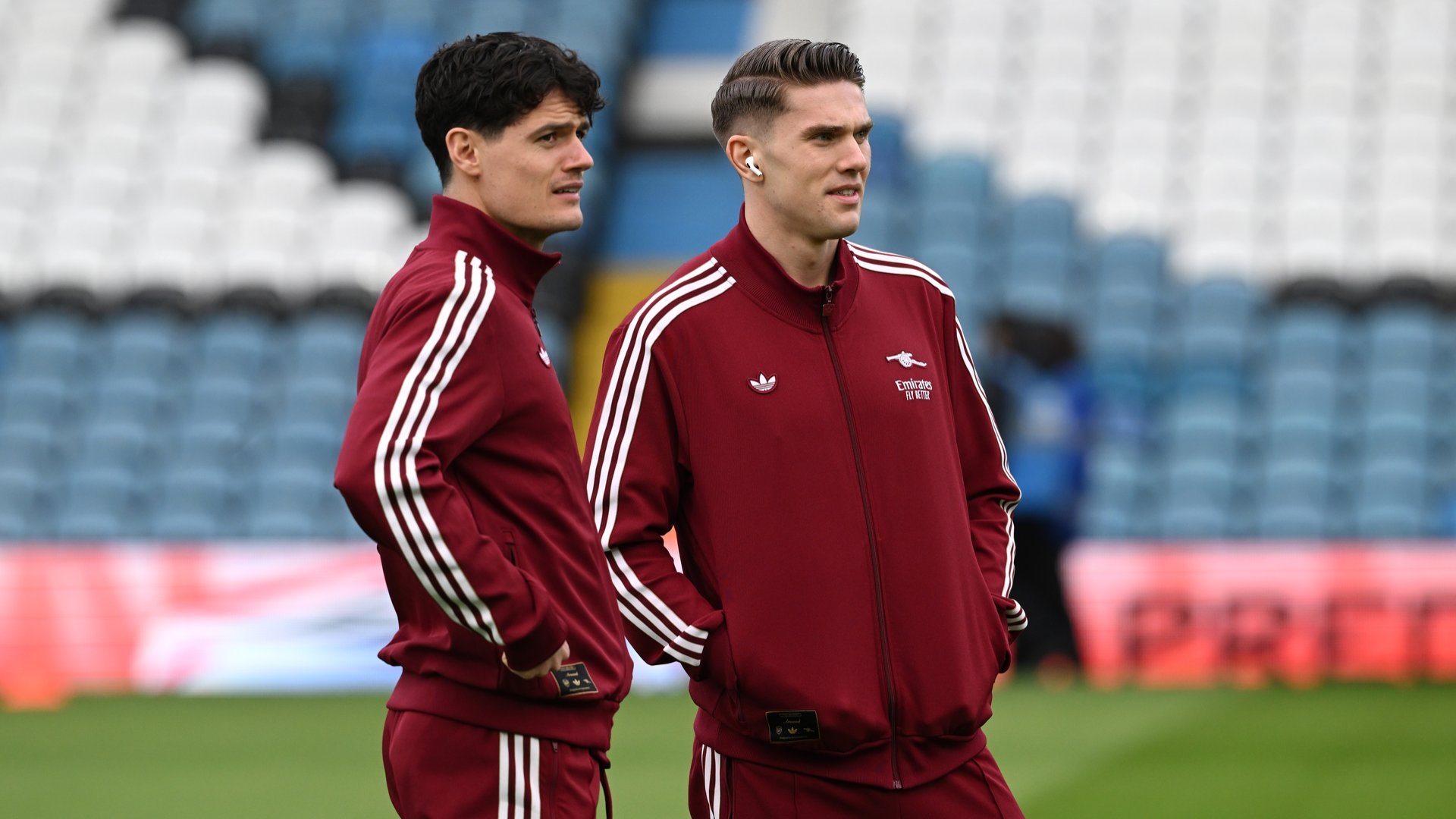 萨卡热身受伤，马杜埃凯进入首发，内尔高进替补席了！利兹联vs阿森纳 英超联赛 阿