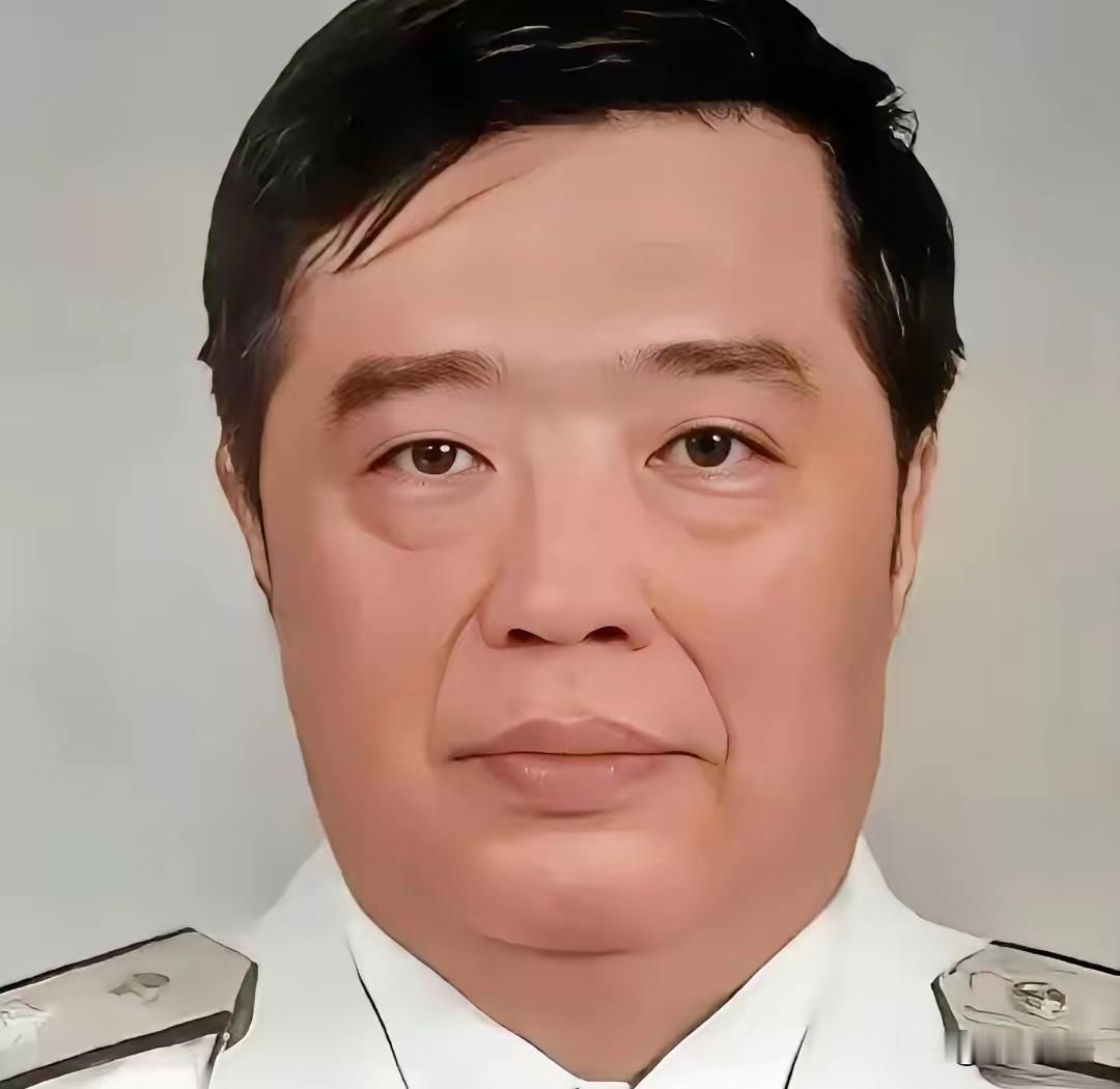 1998年，香港贺龙之子贺鹏飞，看四下没人，闪身冲进一间商人办公室，凑到那人耳边