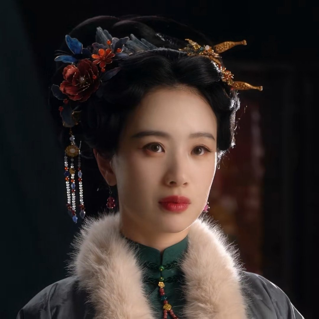 兰香如故有李梦 之前被李梦饰演的疯批公主惊艳到，她把那种疯狂和偏执演绎得入木三分
