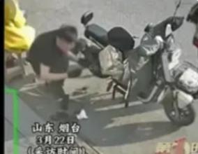 山东修车店暖心一幕：“活该发财”是对善良最好的礼赞
 
在山东这座重情重义的城市