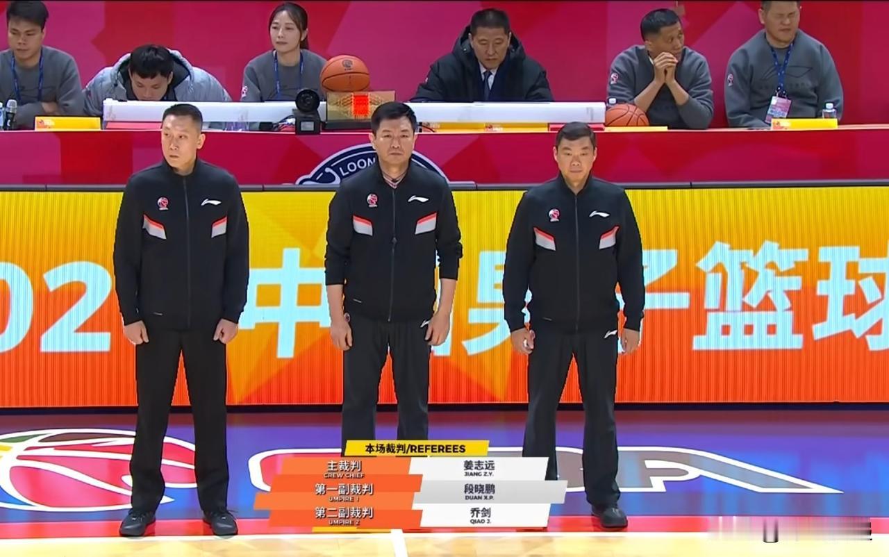 广州朗肽海本不敌浙江稠州金租。CBA常规赛广州朗肽海本迎战浙江稠州金租。两队上轮