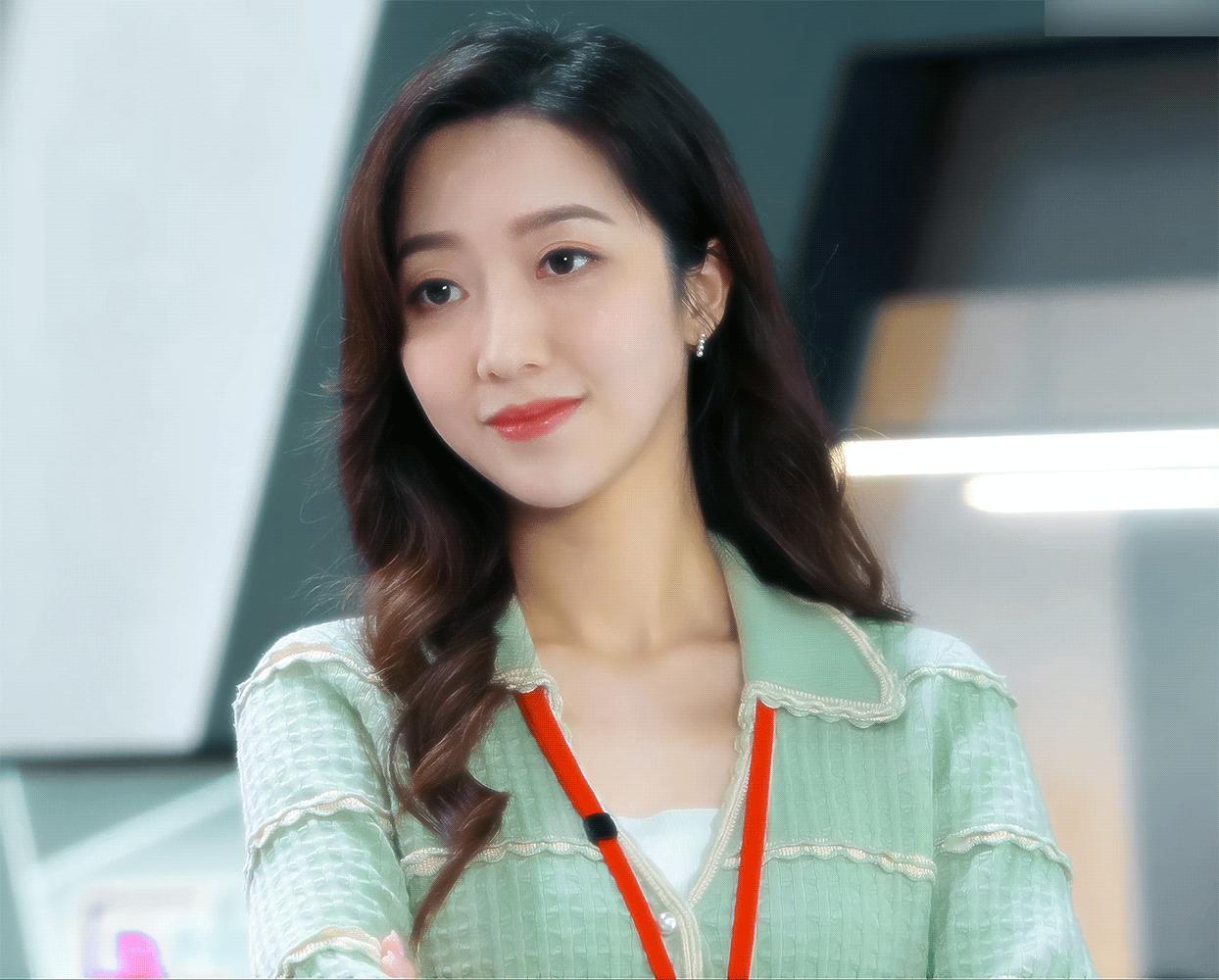 新闻女王2没有徐晓薇 新闻女王2没有徐晓薇诶，这让我怎么嗑心薇cp，徐晓薇不会找