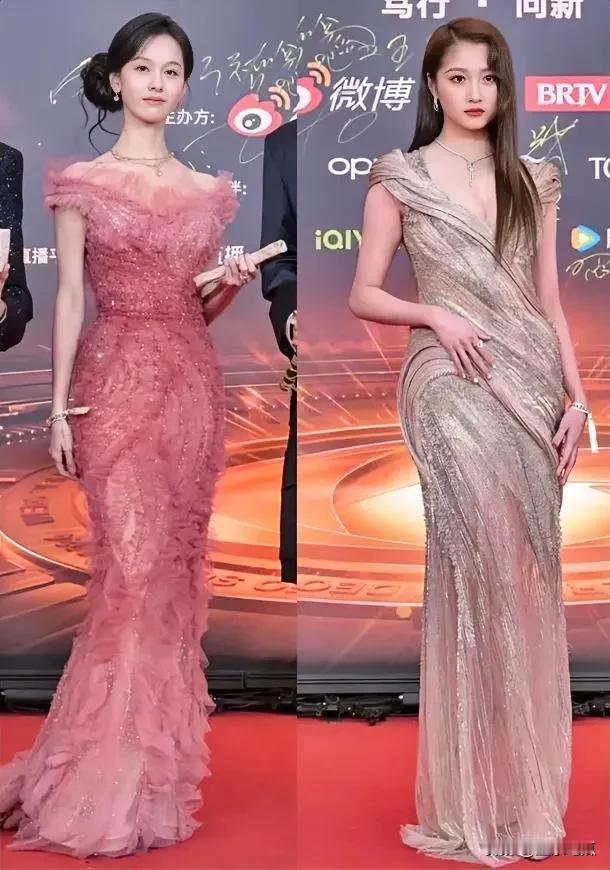 关晓彤的气质独特，美丽动人。身材高挑且气质优雅的她宛如一颗璀璨明星。她无论是站在