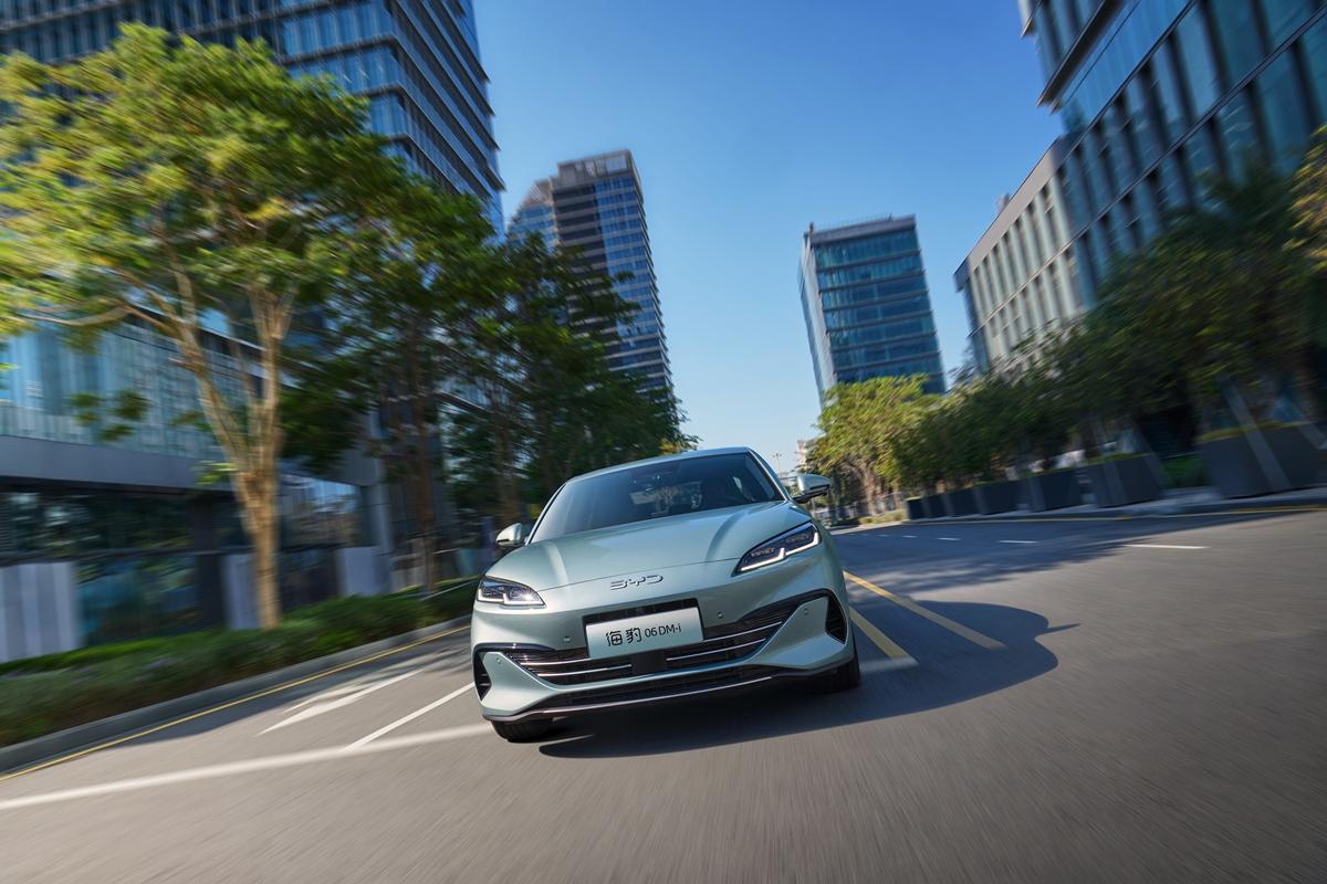 插混电力再加码，技术普惠，比亚迪又又又动真格了！2026年一开年，就为秦L、海豹