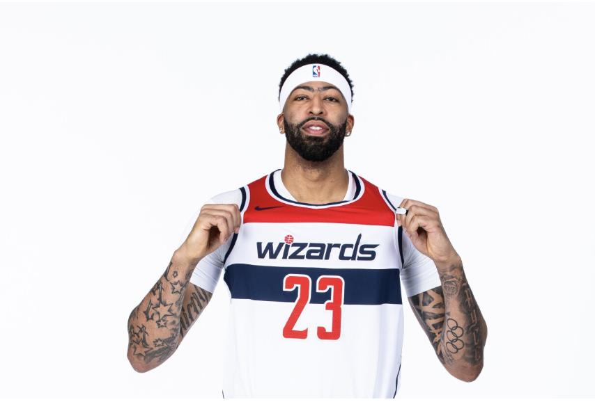 安东尼·戴维斯因左手韧带损伤目前仍在伤停中。当地时间周三，他在洛杉矶塞达斯—西奈