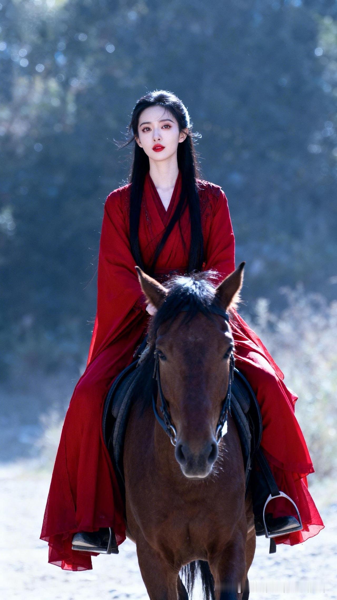 大家知道英雄喜欢救美，那女侠是不是也喜欢救小生？