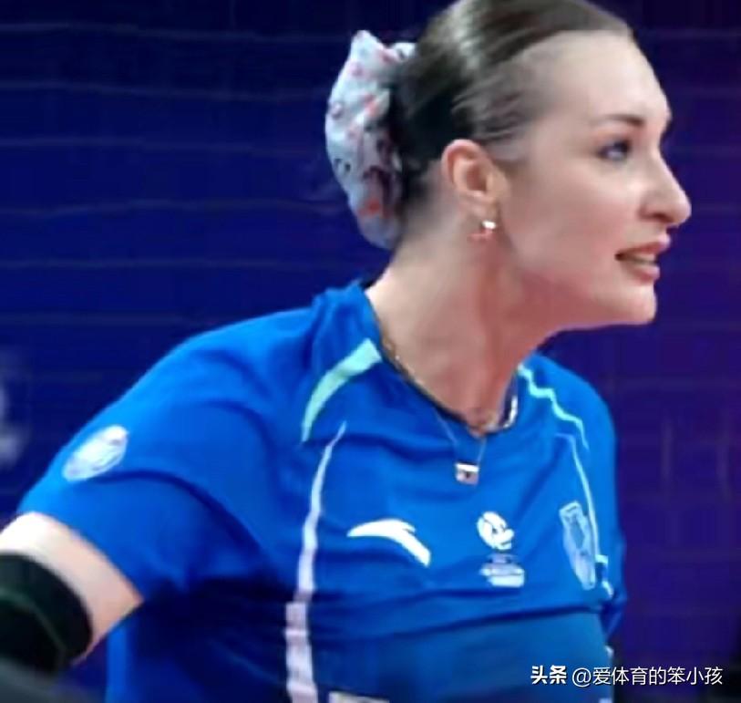 全国女排超级联赛争冠战的比拼当中，在前两场的交锋里面，江苏女排和上海光明优倍女排