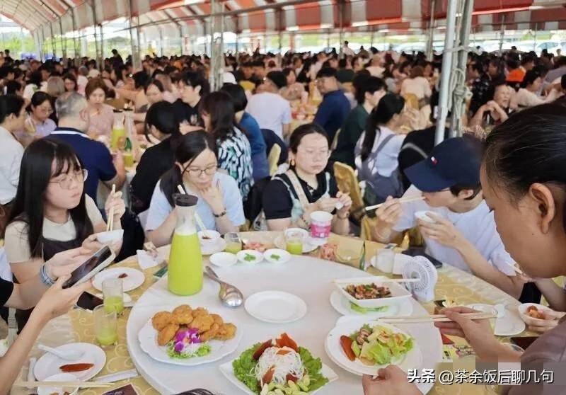 韩国瑜还能坐得住吗？这是公开羞辱他咋呀！当初“韩流”风靡台湾，韩国瑜高票当选高雄