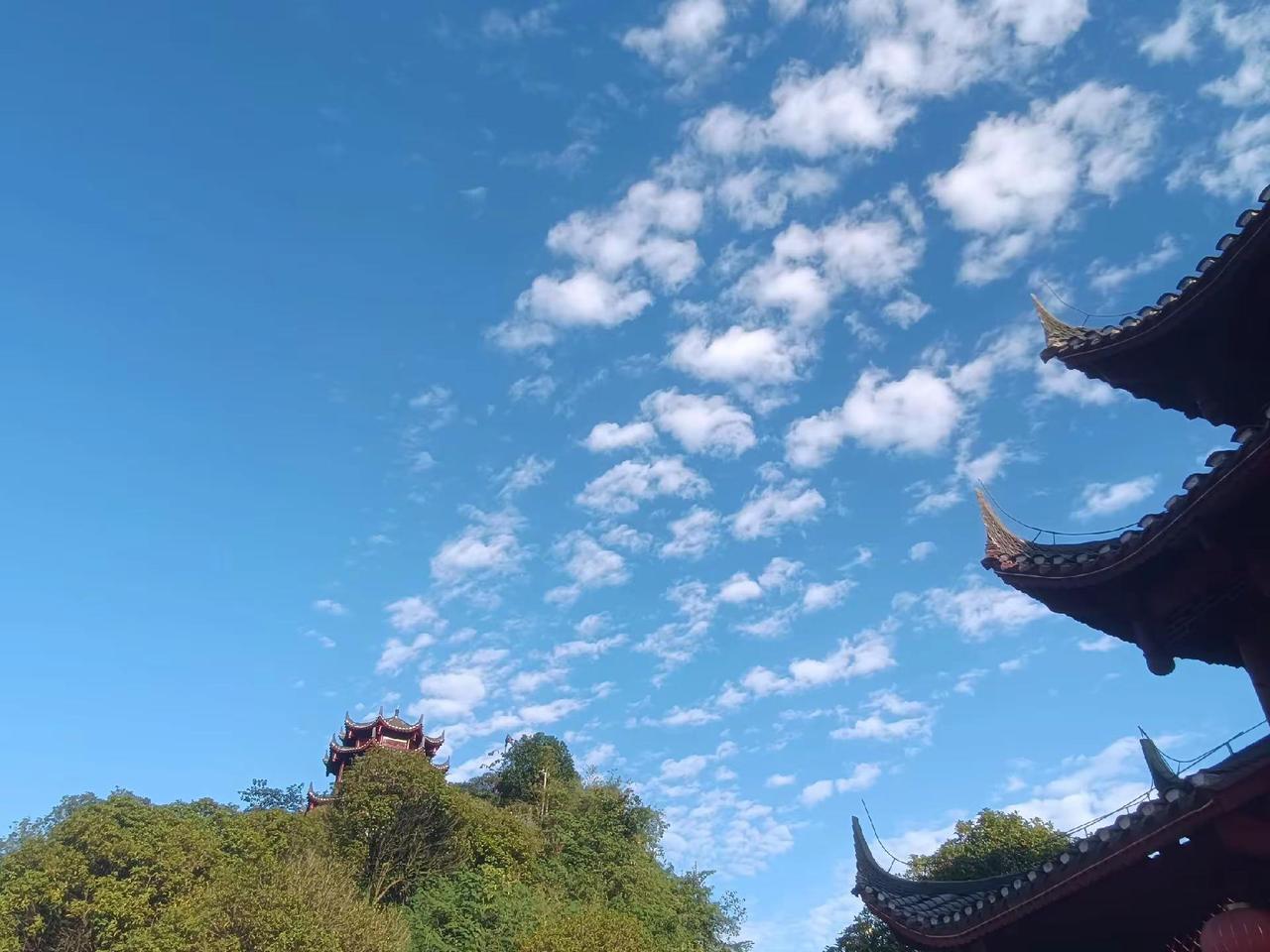 天地之间。