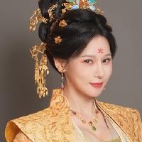 我的今日状态：😁轻松愉快
我这里的天气：🌤️多云
美女明星穿搭写真