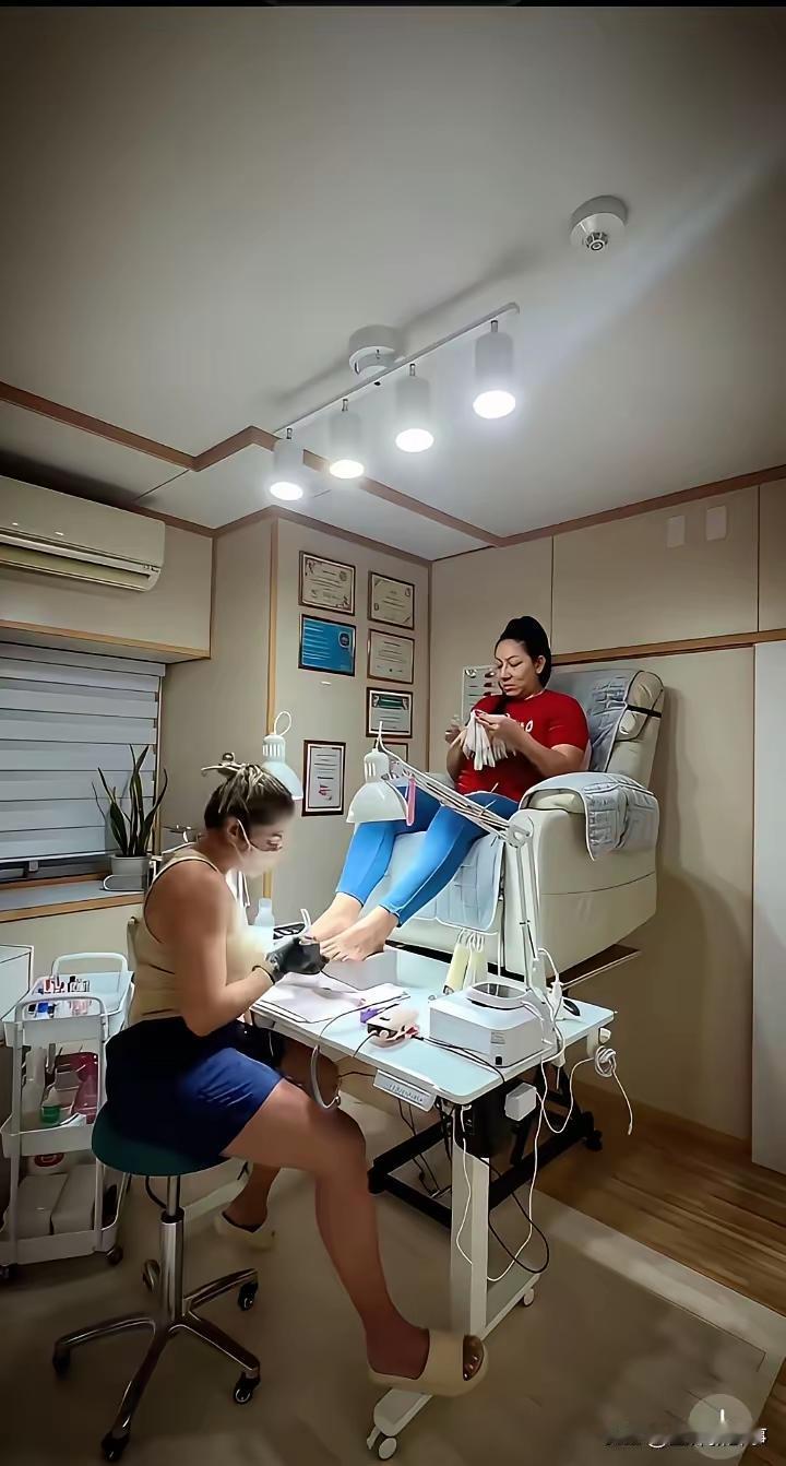 难怪这家店生意好。