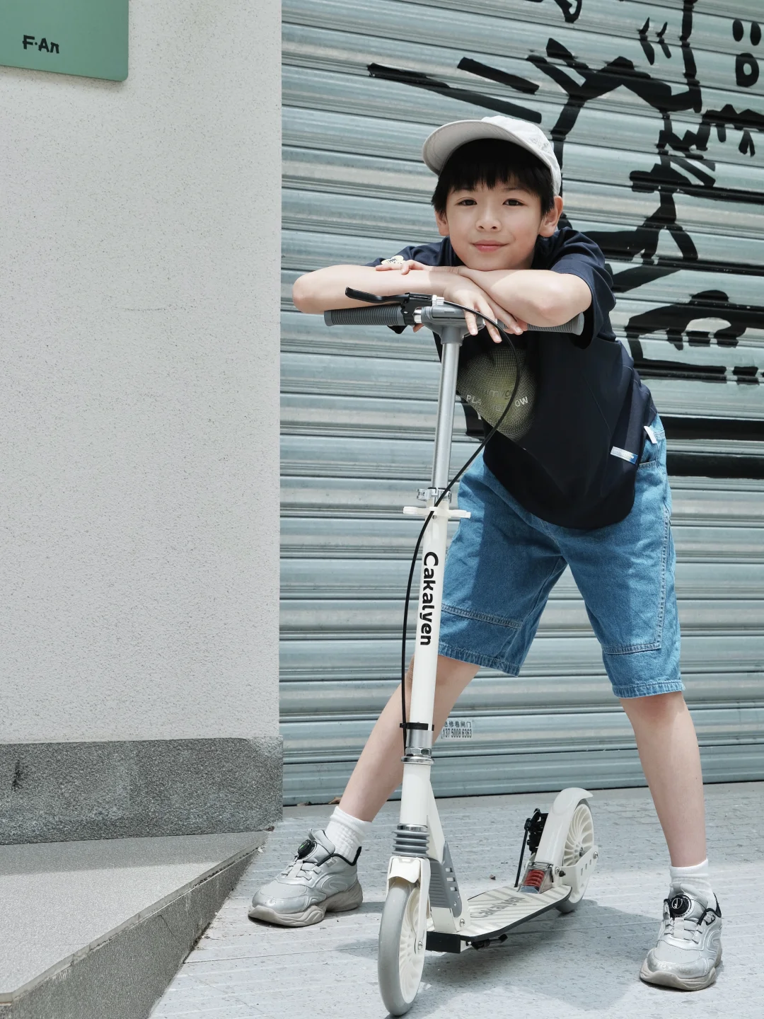 周末限定快乐！新滑板车解锁遛弯模式 🛴