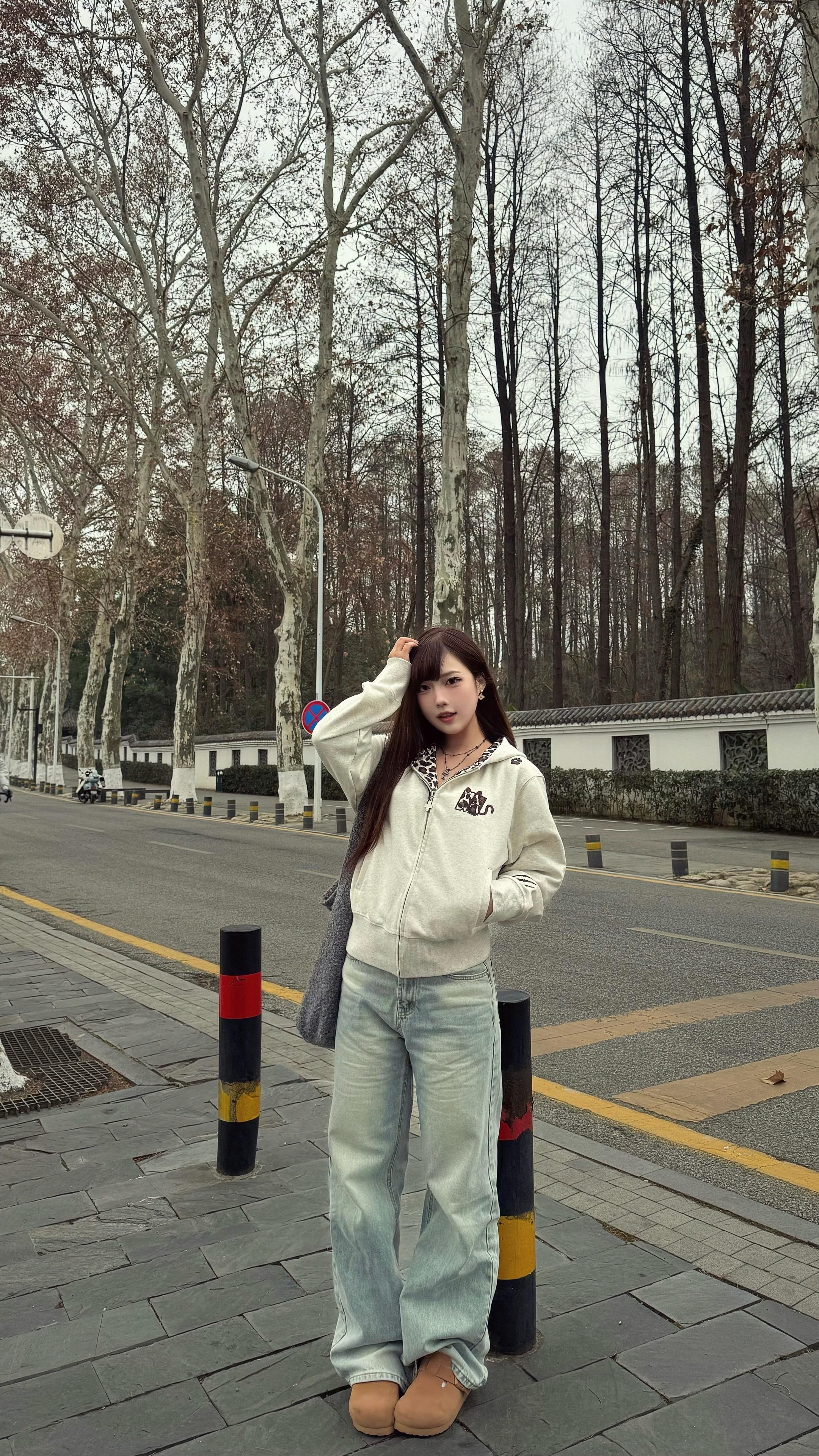 如果平淡就能避开所有痛苦和伤害 我愿意做一个淡淡的人