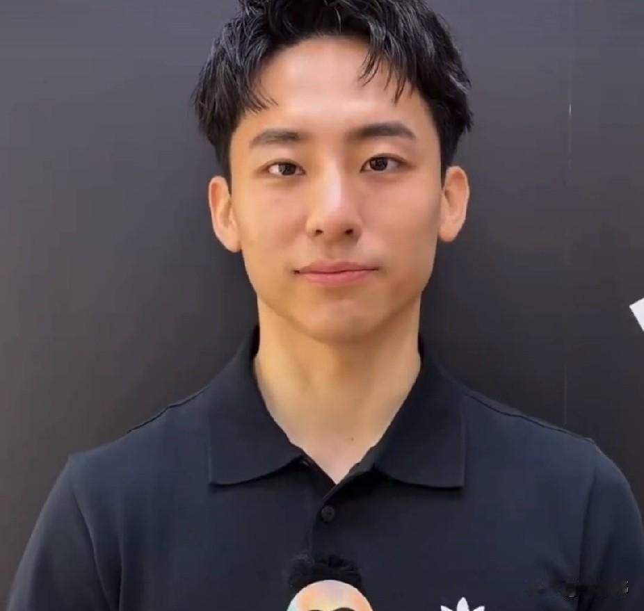河村勇辉谈世预赛：

“没错，我会打世预赛，八村塁到时候也会参加，这次我们的阵容