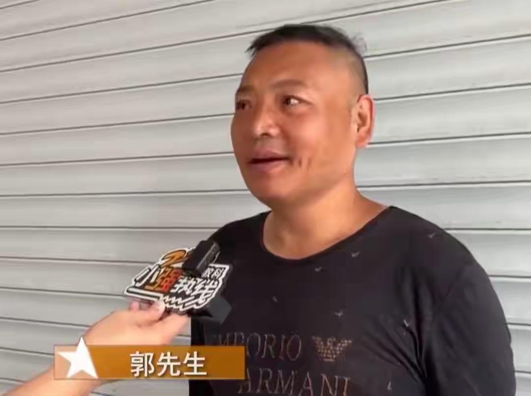 离谱！分手16年，男子讨要定情金镯，前女友、媒人互相甩锅，三方彻底僵局！

情侣