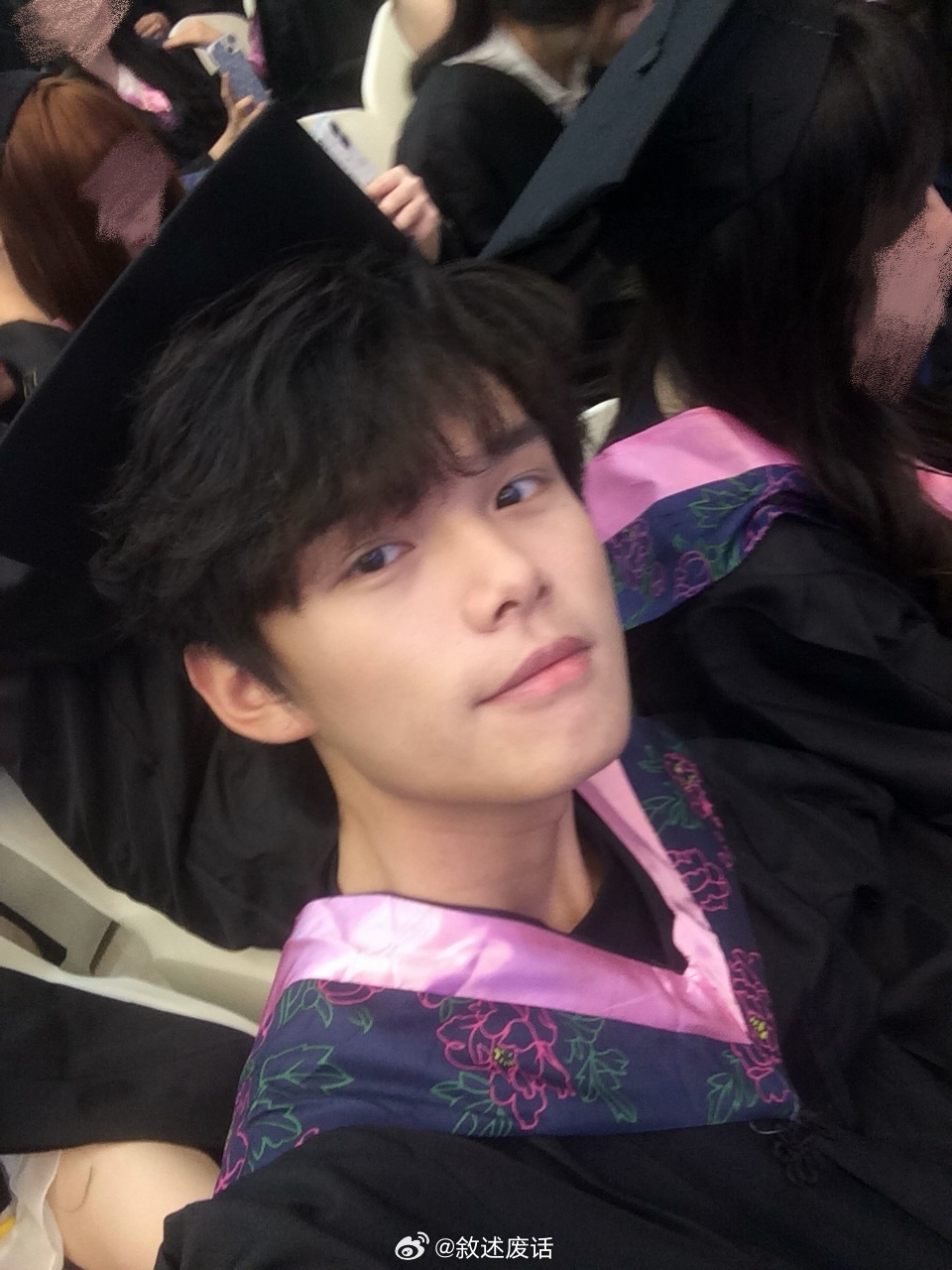 🎓 