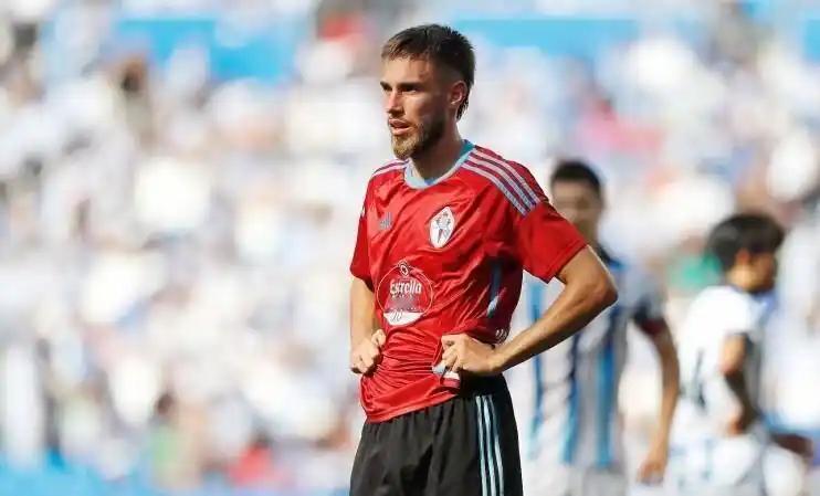 【阿斯顿维拉主场击败意甲博洛尼亚，晋级欧联四强】阿斯顿维拉主场大胜博洛尼亚，意甲