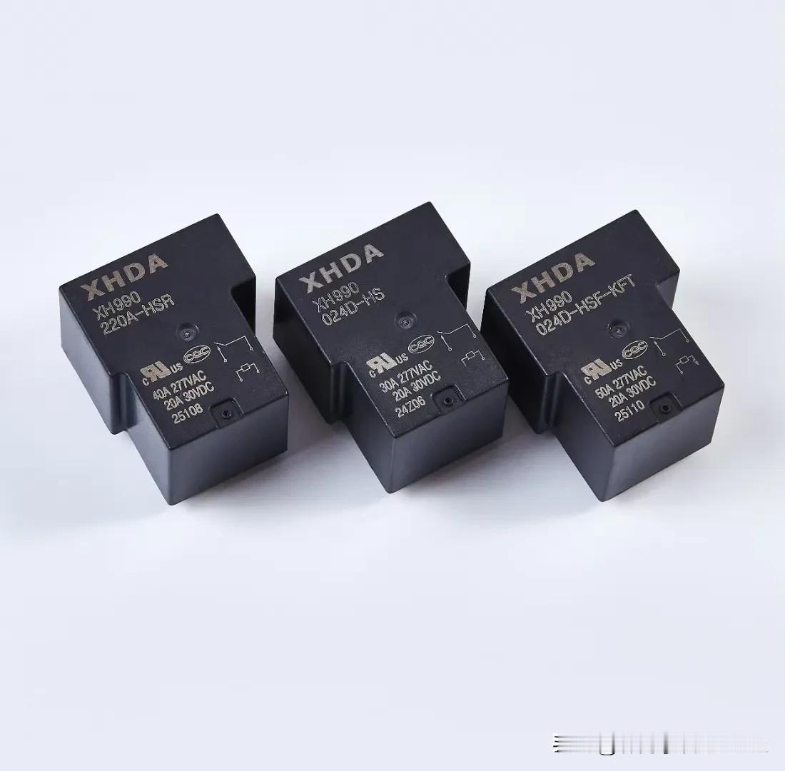 交流充电桩、光伏逆变器的不二之选：
XH990系列
大触点间隙，4kV耐压，Cl