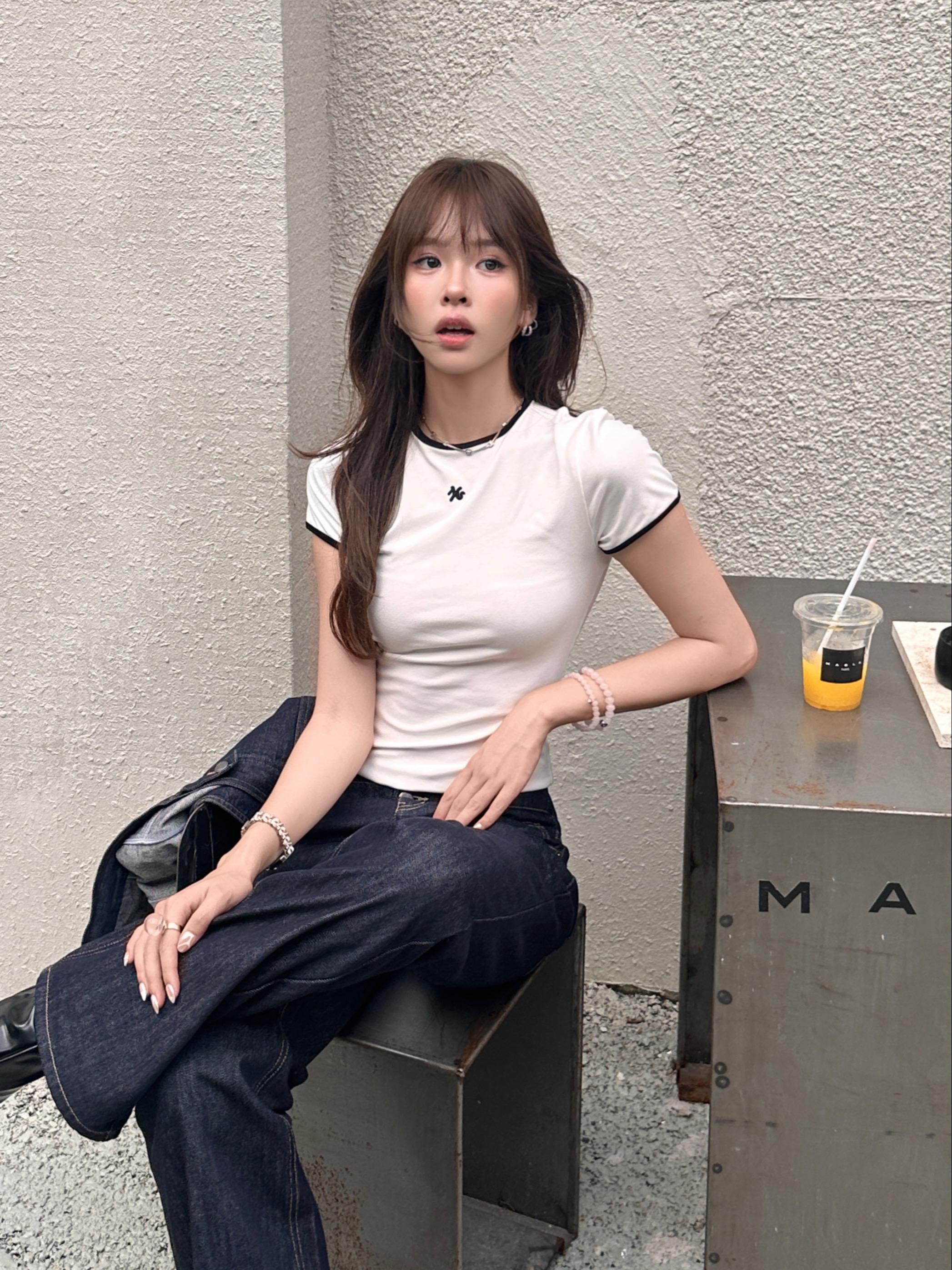 牛仔很忙。