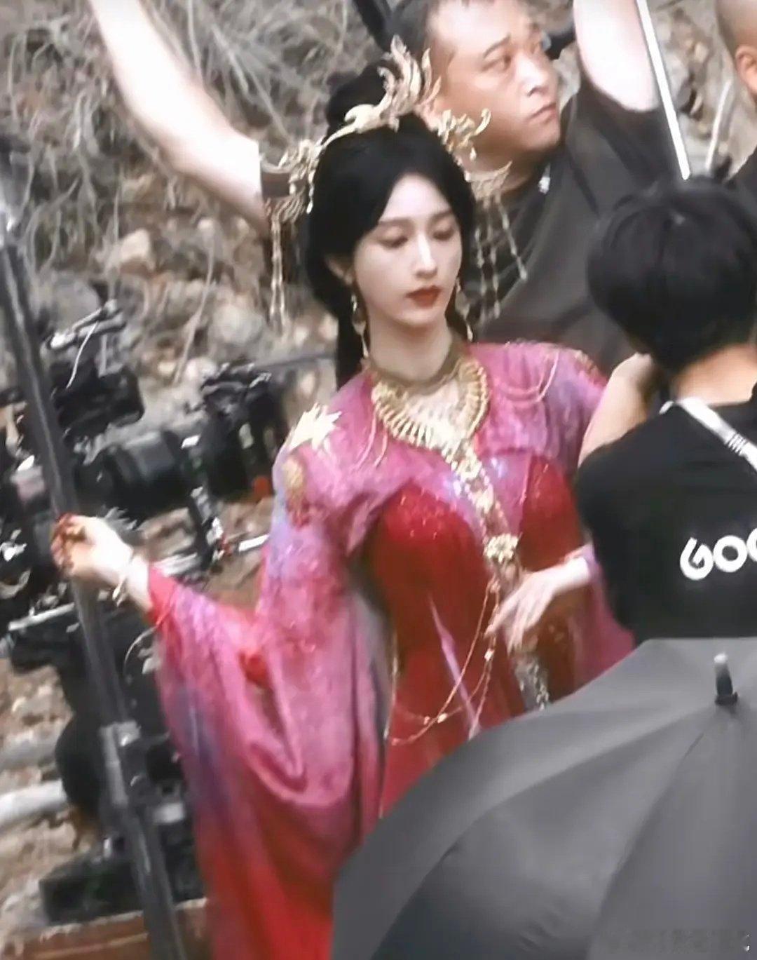 慕胥辞女二会不会艳压迪丽热巴 ​​​