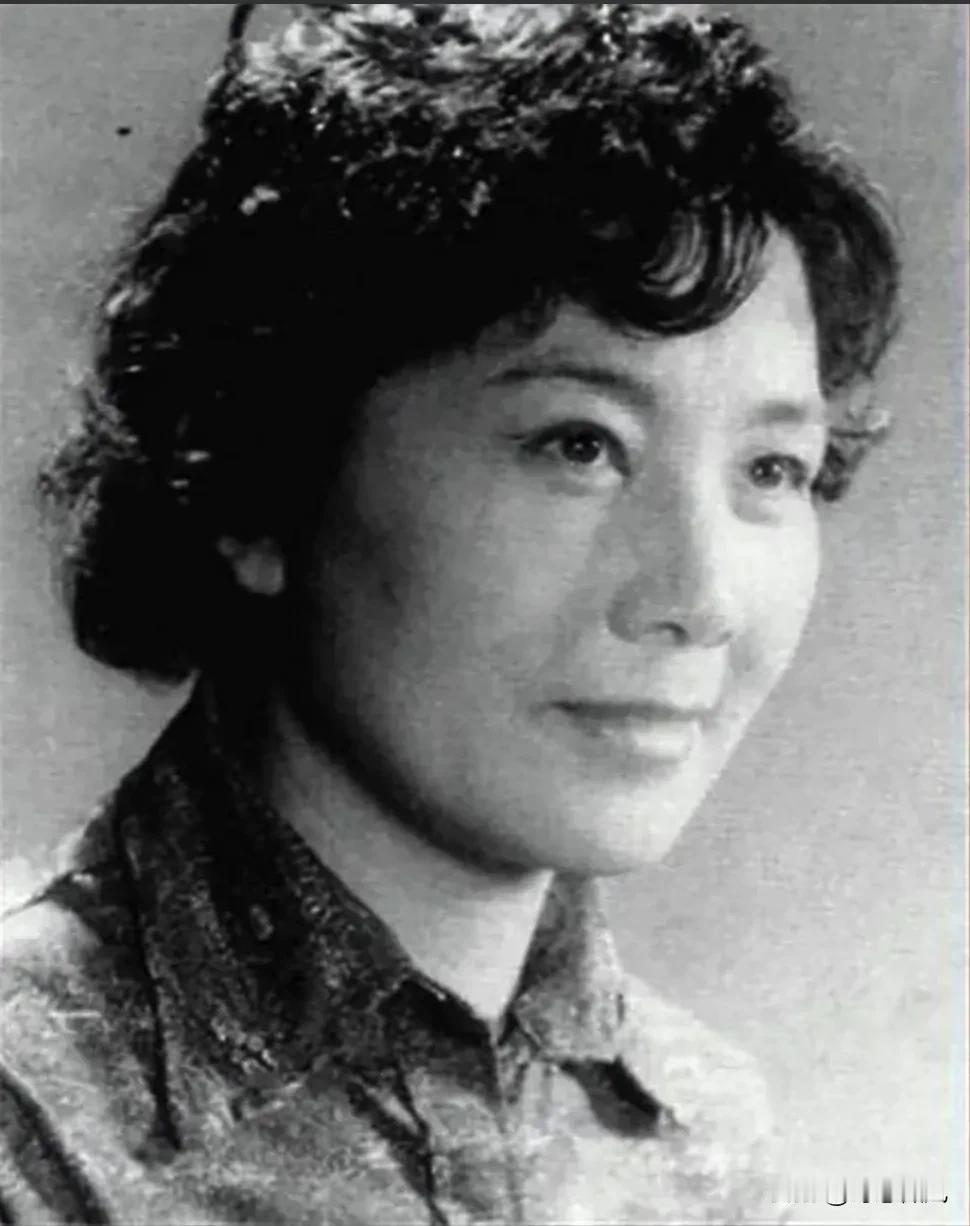 1949年，北平刚解放，韩复榘遗孀给新政府写信：“丈夫被枪决，能不能把东绒线胡同