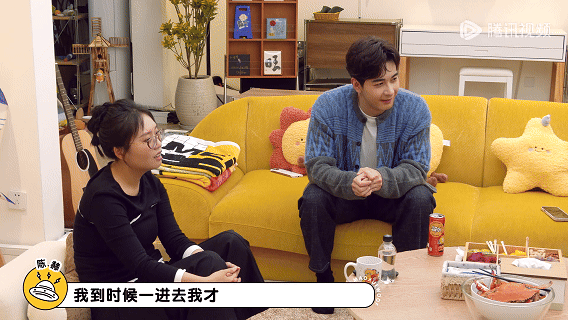 陈赫带女儿出国每天两眼一睁就是找粥 陈赫带女儿出国，本以为能轻松应对孩子的饮食问