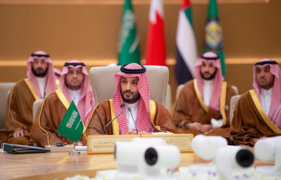 海湾国家终于醒悟，知道美国保护不了盟友，准备撤回数万亿对美投资

当地时间3月6