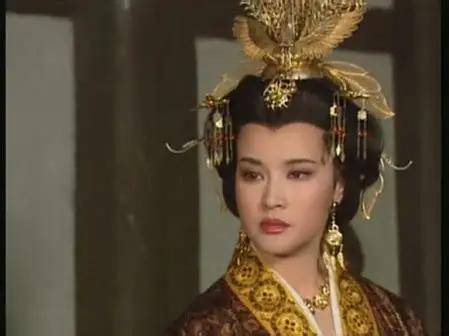 公元637年，一个14岁的姑娘第一次走进大唐皇宫。按照规矩，新入宫的女子要先沐浴