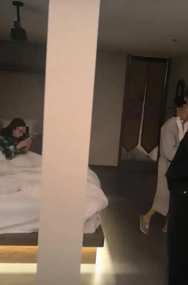 “太狗血了！”合肥一女子，上午才跟男同事开完房，下午又去高铁站接老公！网友直呼：