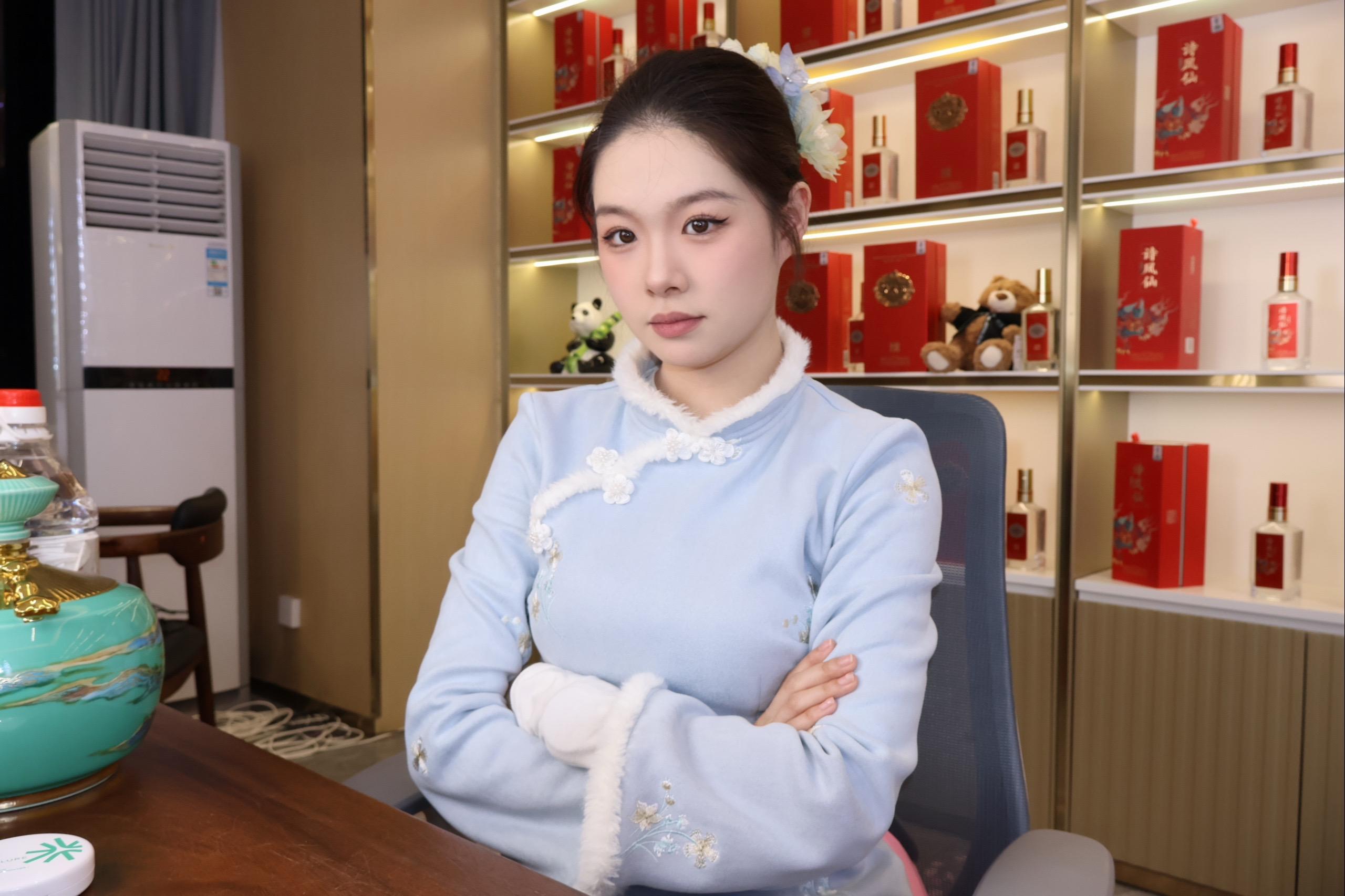 这些年过得实在太快 时间匆匆流走 却没有留住什么 我常叹世事无常 到底...