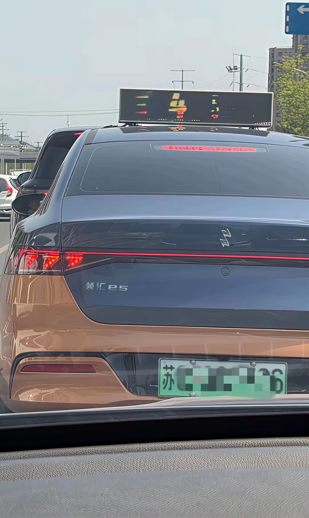 以后比亚迪的这个品牌我们会在路上常见！ 