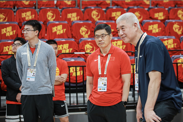 男篮世预赛中国男篮vs日本男篮  杨瀚森 今晚中国男篮坐镇沈阳主场迎战日本男篮，