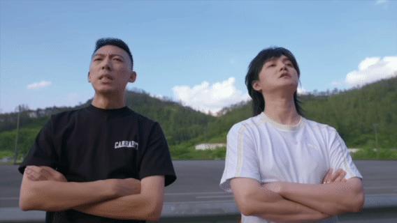 尹正现身小鹏G9L发布会 谁说大车就一定笨重无趣？尹正用亲身试驾体验告诉你什么叫
