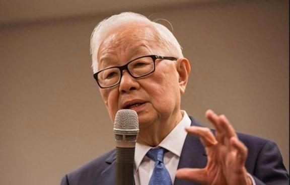 台积电 创始人 张忠谋 曾再次语出惊人，他曾说：“如果 美国 想扼杀他们，中国真