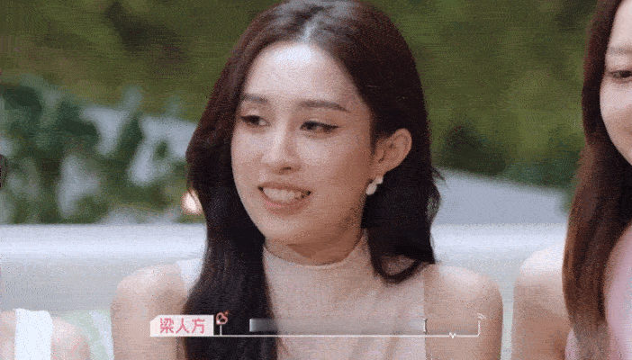 比恋爱更上头的是高浓度暧昧心动的信号试探、拉扯、心照不宣，没有名分的氛围感，远比