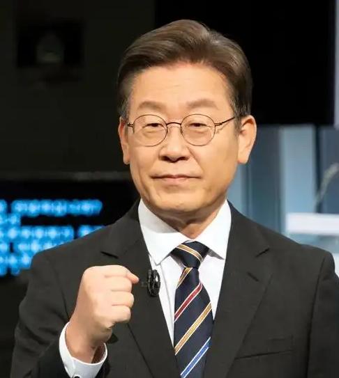 韩国这一次态度彻底明亮了！或许谁也没有想到，随着韩国总统的更替李在明的上台，韩国