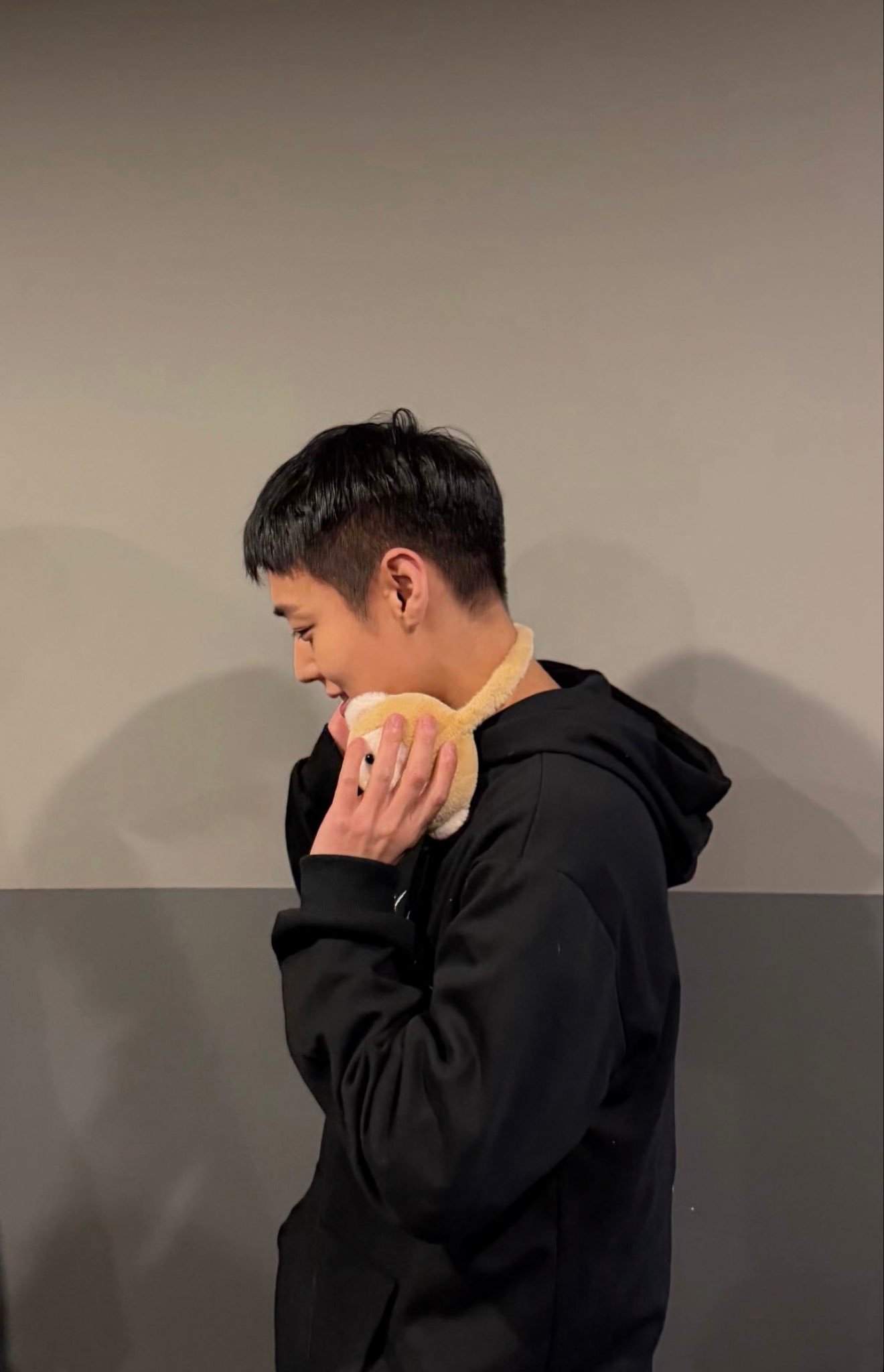 朴志训 ✨ 陪朴志训走演员路 Showbox宣传人员分享与王男圆桌采访时的亲切志