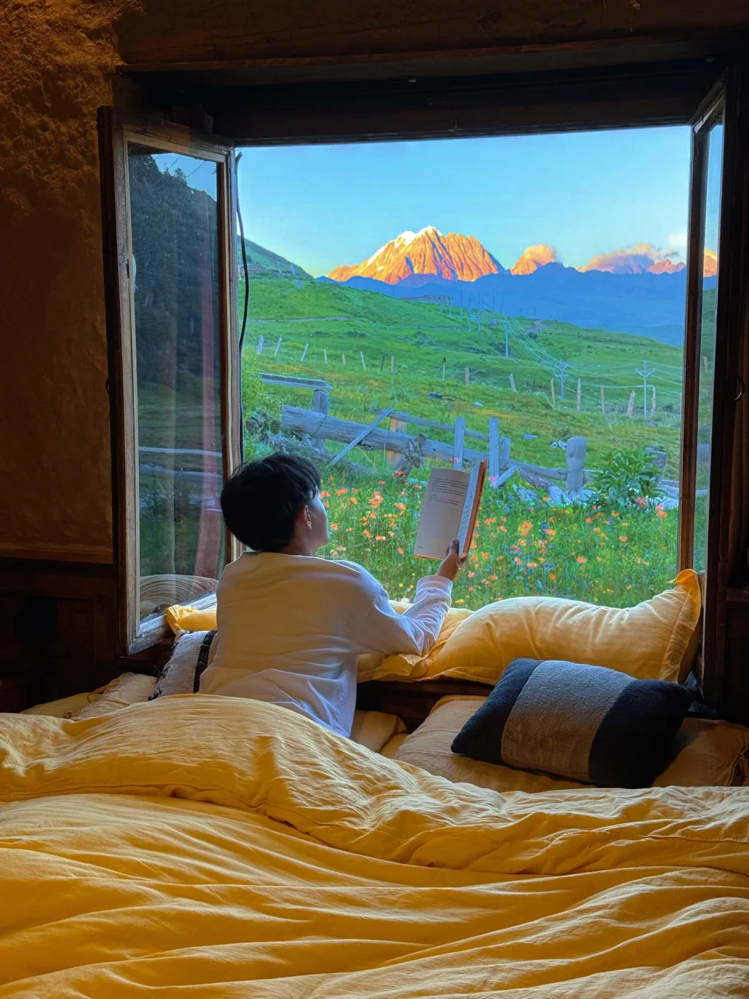 人在川西熬夜呢，上班的事过2天再说