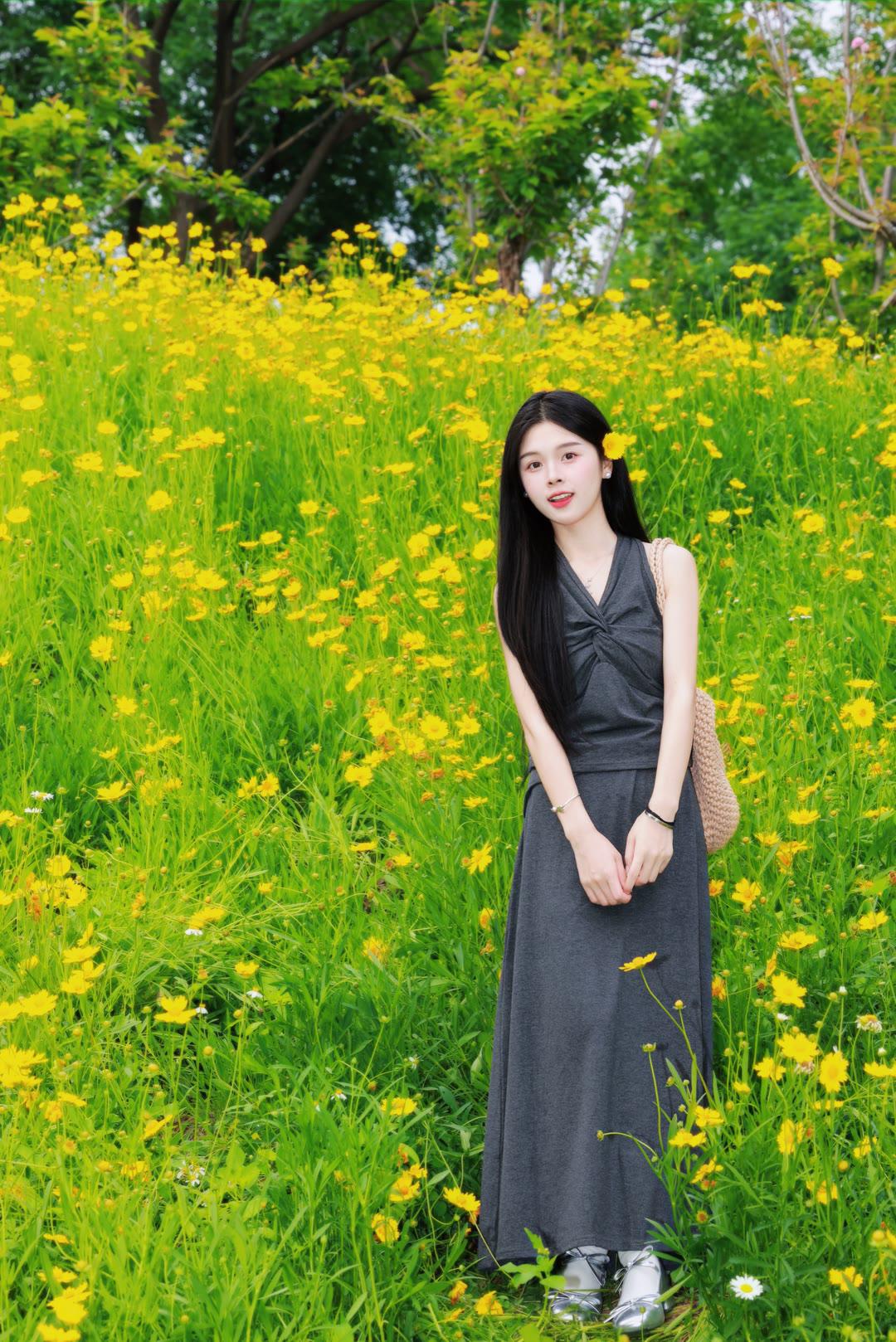 分享美女穿搭服饰