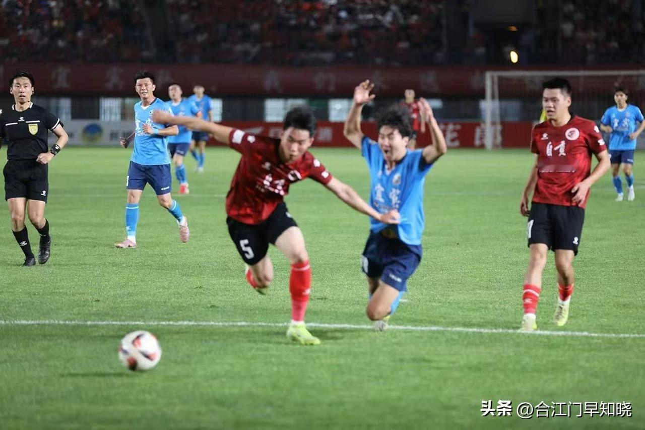 宜宾昨晚原本该大胜自贡！赋予权利 是为了公平公正
​不是最大程度地去为难他人
足