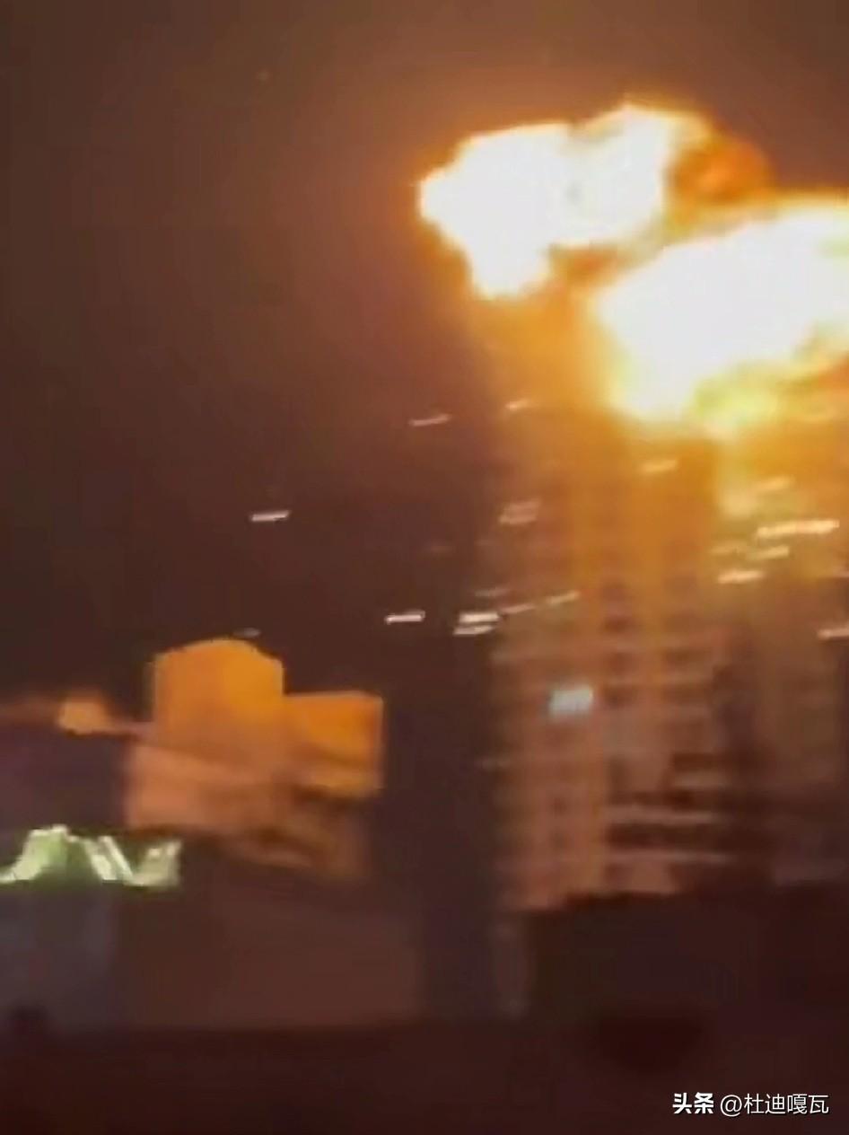 拦不过来了，伊朗发射了20架无人机和3枚弹道导弹，击中了在巴林的美军基地指挥部大