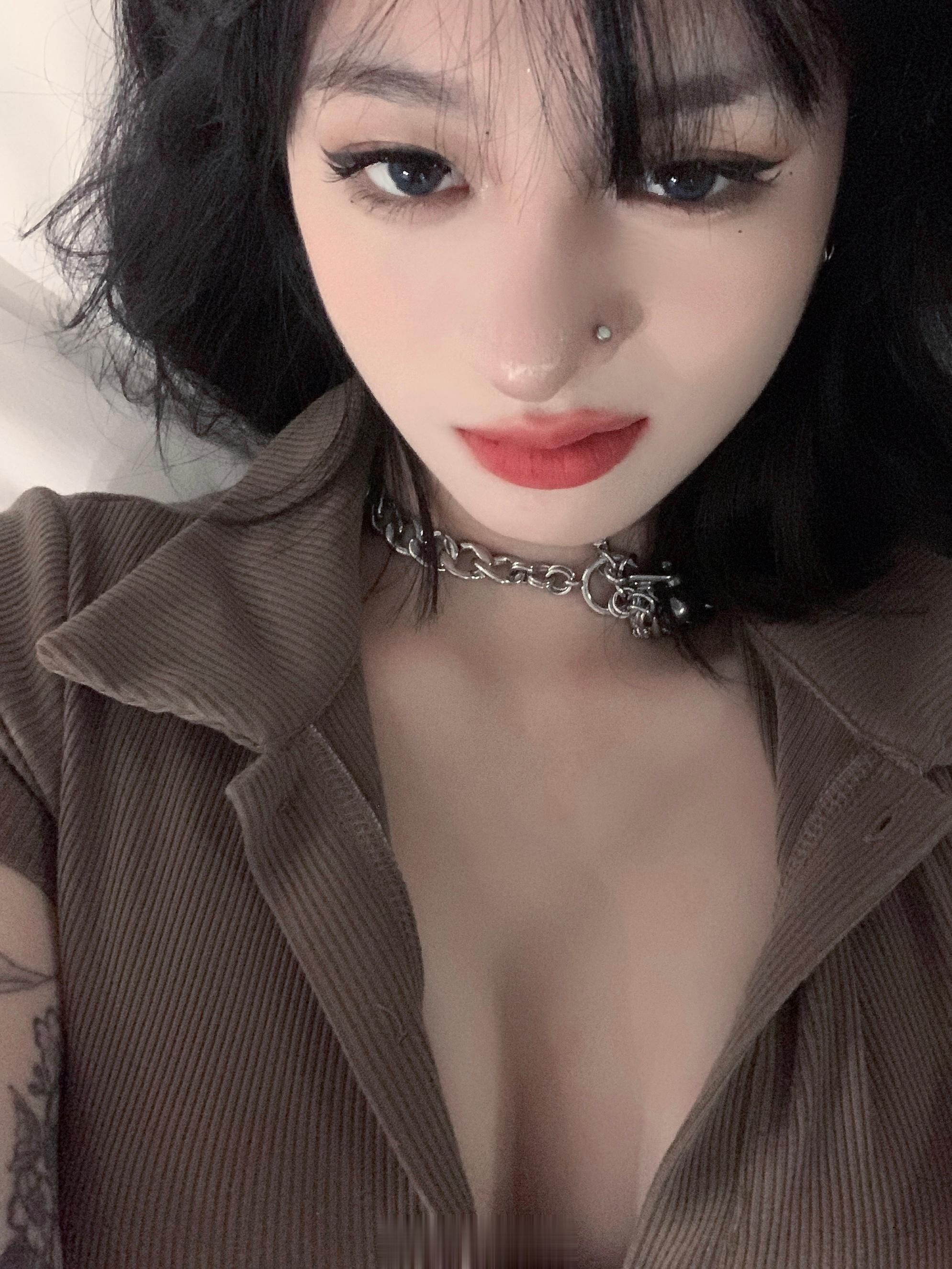 😼 ​​​