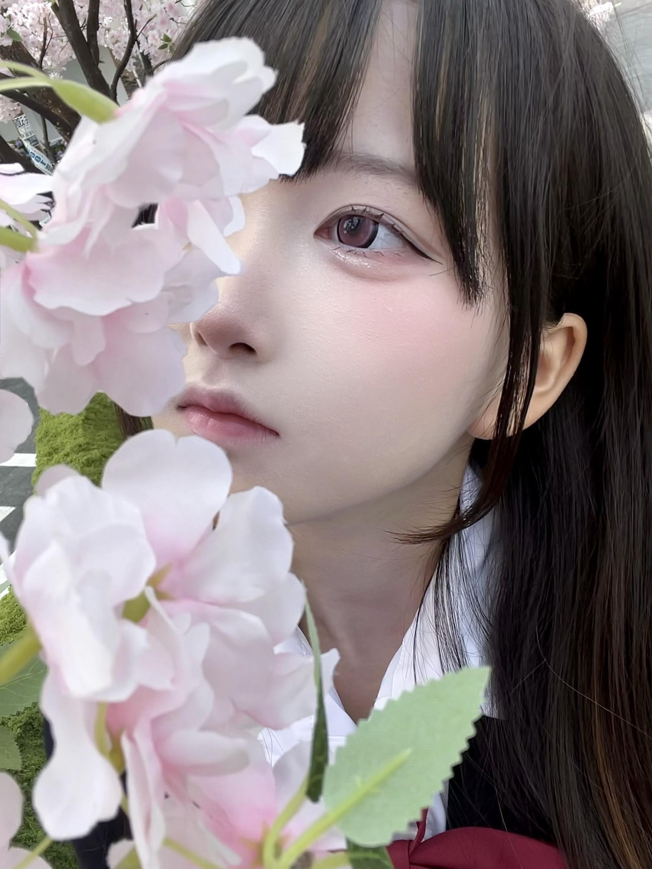樱花树下初次相遇